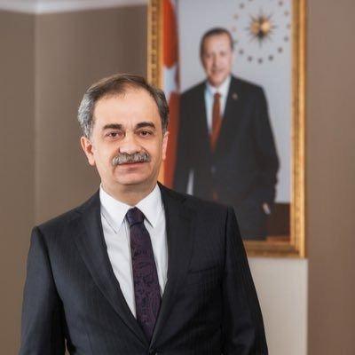 <p>Dr. Hayri Baraçlı</p>
