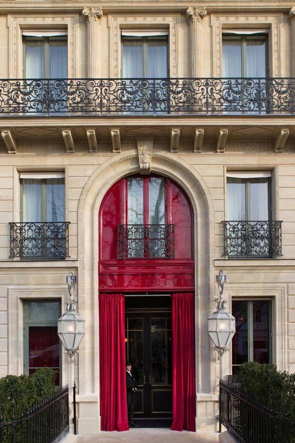 <p>2. LA R&Eacute;SERVE, PARİS, FRANSA</p>

<p>&nbsp;</p>
