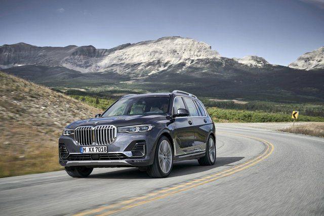 <p>Otomobilde Bmw'nin en güncel teknolojileri yer alıyor.</p>