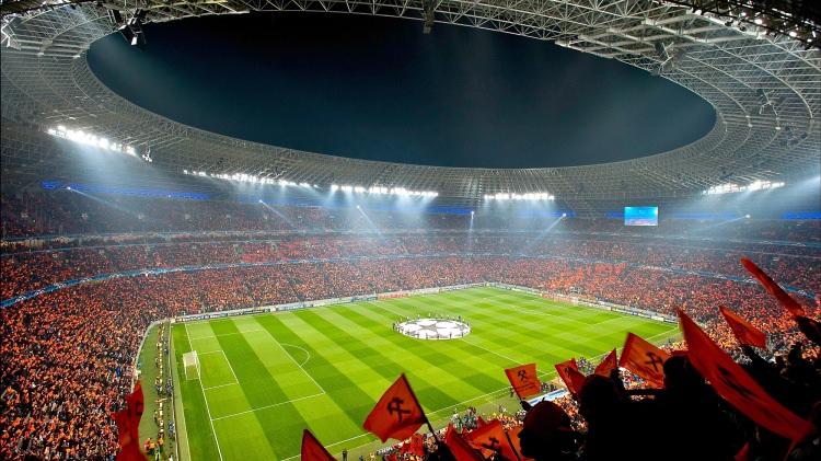 <p>33</p>

<p>DONBASS ARENA (SHAKHTAR)</p>
