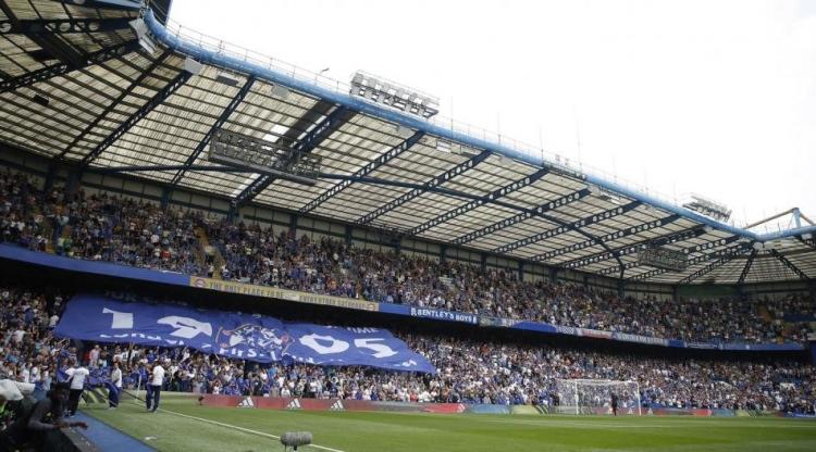 <p>30<br />
<br />
STAMFORD BRIDGE (CHELSEA)</p>
