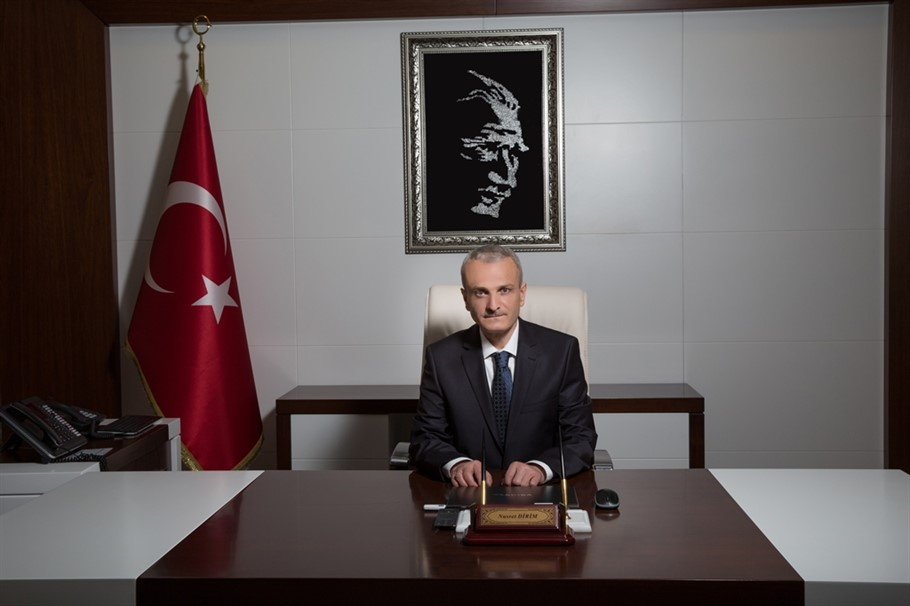 <p>Bartın Valisi Nusret Dirim, <span style="color:rgb(255, 215, 0)">mülkiye başmüfettişi olarak görevlendirildi.</span></p>