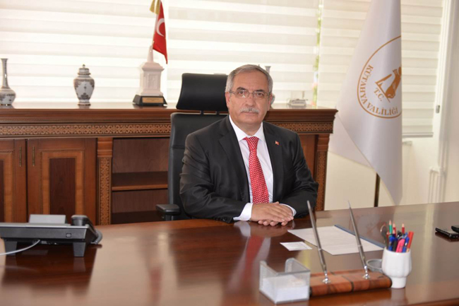 <p>Kütahya Valisi Ahmet Hamdi Nayir Sakarya Valiliğine,</p>
<p> </p>