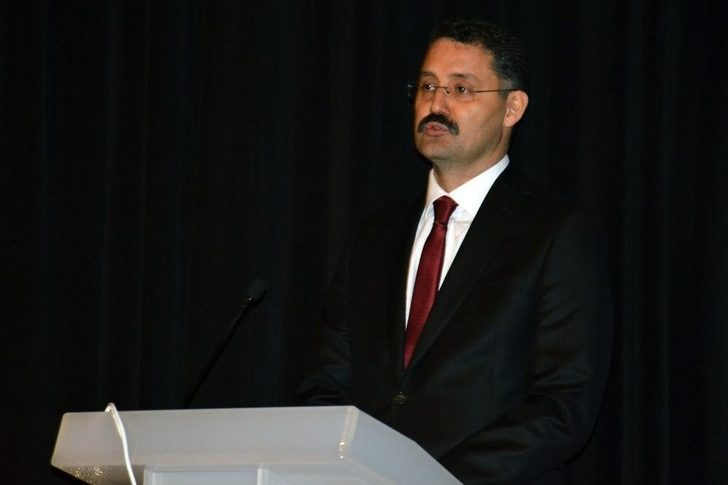 <p>Kırıkkale Valisi Mehmet İlker Haktankaçmaz, <span style="color:rgb(255, 215, 0)">mülkiye başmüfettişi olarak görevlendirildi.</span>.</p>