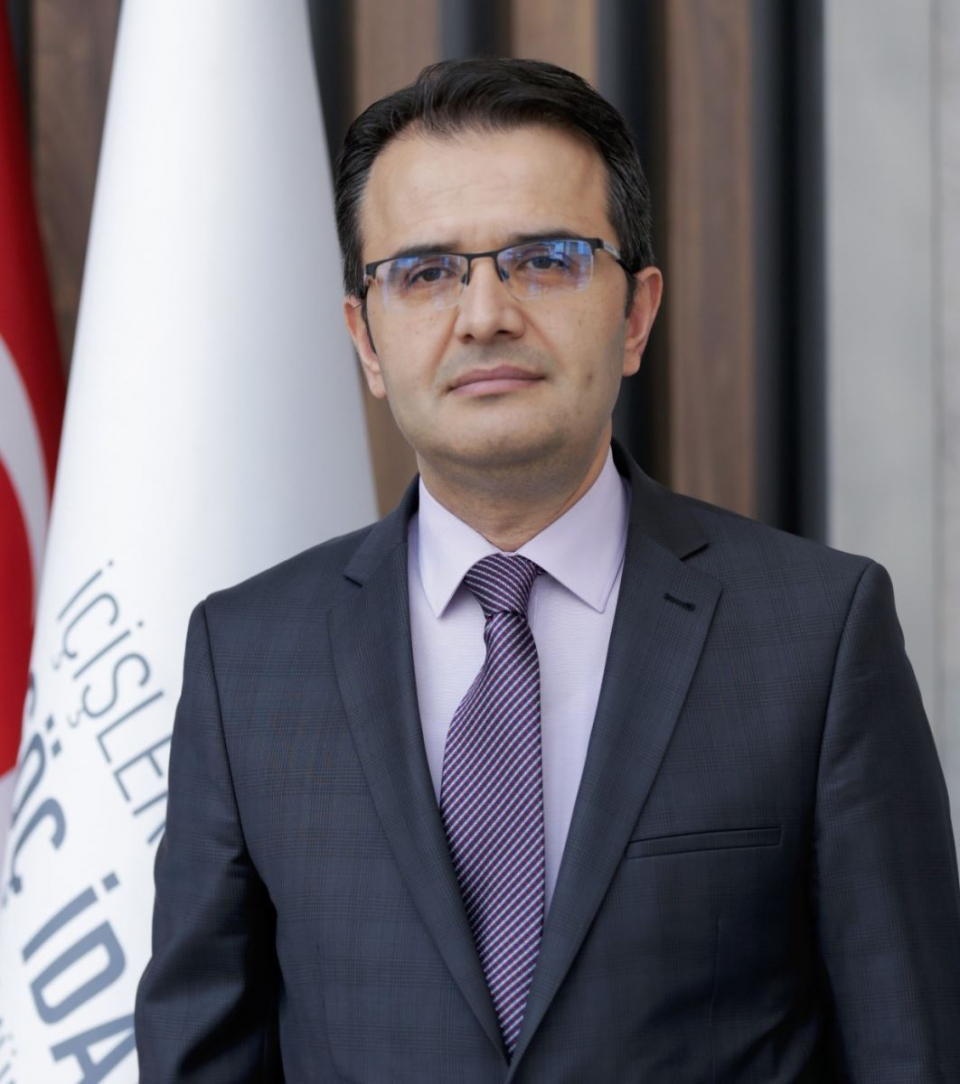 <p>İçişleri Bakanlığı Göç İdaresi Genel Müdür Yardımcısı Abdullah Ayaz İçişleri Bakanlığı Göç İdaresi Genel Müdürlüğüne,</p>

<p> </p>
