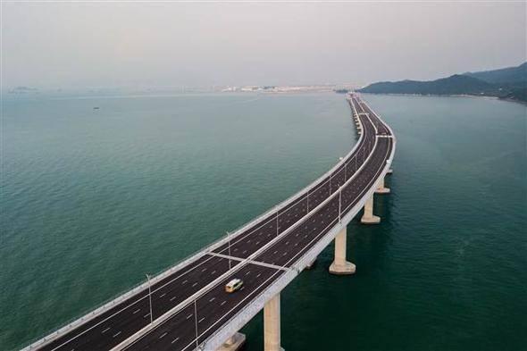 <p>Projeyle Hong Kong, Macau ve Zuhau’daki ekonomik kalkınmanın arttırılması bekleniyor.</p>
<p> </p>