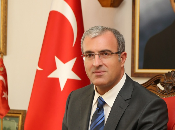 <p>Tokat Valisi Ömer Toraman Kütahya Valiliğine,<br />
</p>