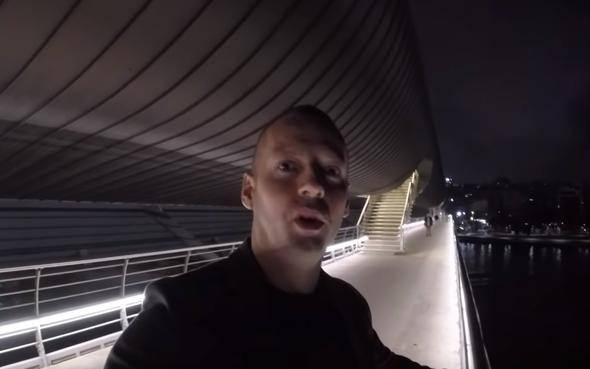 <p>11 Ekim'de yüklenen video 20 bin izlenme aldı.</p>
<p> </p>