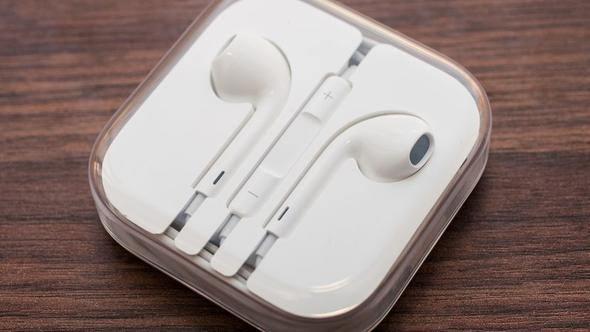 <p>Lightning konnektörlü Earpods (Standart kulaklık)</p>

<p>İndirimli fiyat: 229 TL</p>
