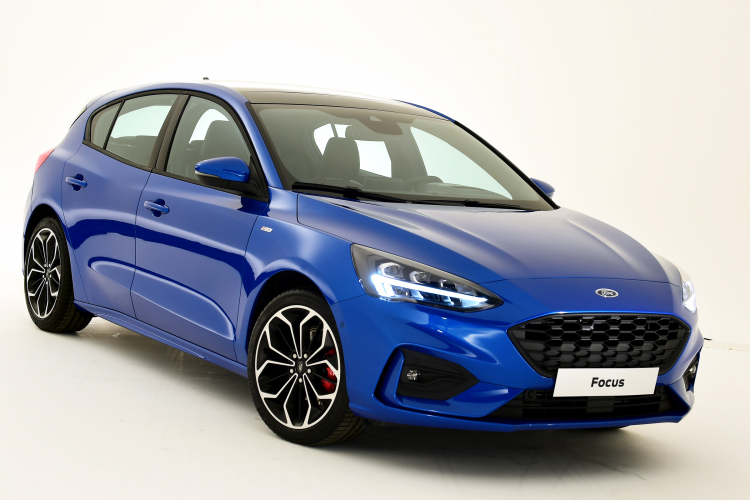 <p><strong>Ford Focus </strong><br />
<br />
Vergisiz fiyat: 63 bin 705 TL</p>
<p>Eski satış fiyatı: 109 bin 000 TL</p>
<p>Eski ve indirimli ÖTV oranı: %50 - %35</p>
<p>Yeni satış fiyatı: 97 bin 724 TL</p>
<p>İndirim oranı: 11 bin 276 TL</p>