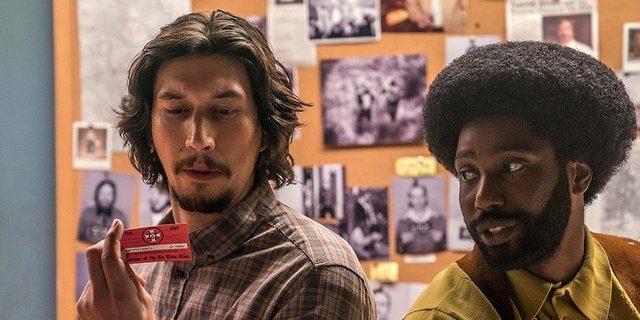 <p>BlacKkKlansman</p>

<p>Usta yönetmen Spike Lee'nin eski formuna döndüğü BlacKkKlansman, 1970'lerde ABD'deki ırkçılık olaylarına komedi, dram ve gerilimi iç içe geçirerek izleyiciye sunyor. Filmde genç oyuncu John David Washington oyunculuğuyla dikkat çekiyor.</p>
