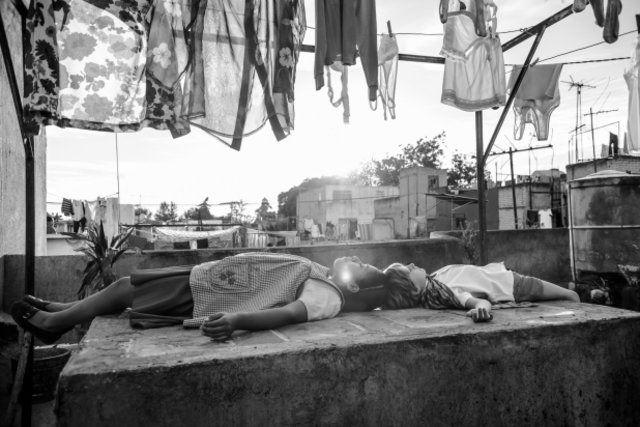 <p>Roma</p>

<p>Venedik Film Festivali'nde Altın Aslan kazanan Meksikalı usta yönetmen Alfonso Cuaron'un 'Roma'sı yılın en iddialı filmlerinden biri. 1970'lerde Meksika'da yaşayan bir ailenin öyküsünü anlatan film bu yıl Oscar'da Yabancı Dilde En İyi Film dalında ülkesini temsil edecek.</p>
