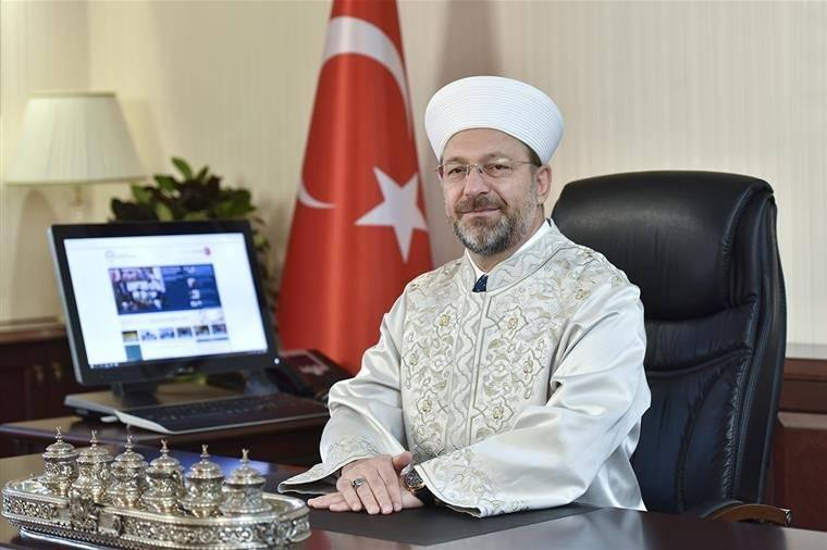 <p>Diyanet İşleri Başkanı Prof. Dr. Ali Erbaş, çeşitli programlar için bulunduğu Ordu’da şehit ailelerine taziye ziyaretinde bulundu.</p>

<p>22 Eki 2017</p>

<p> </p>
