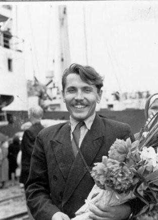 <p>1 yıldan daha fazla süre sonra Antartika'yı terkeden ekip, 29 Mayıs 1962'de Leningrad limanına ulaştı.Rogozov, ertesi gün kliniğindeki işine geri döndü ve hayatının geri kalanında Leningard Tıp Enstitüsü Genel Cerrahi Anabilim Dalı'nda ders vermeye devam etti.</p>
<p> </p>