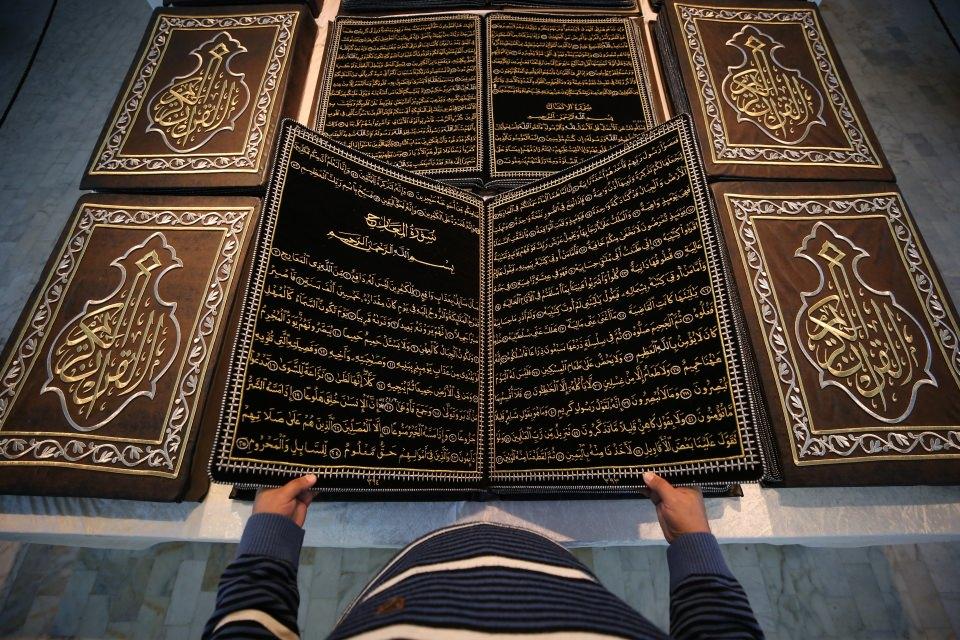 <p>Eserin, yazım aşaması dışında süsleme ve ciltleme gibi evrelerinden de geçtiğini anlatan Hadri, sözlerini şöyle tamamladı:</p>
<p> </p>