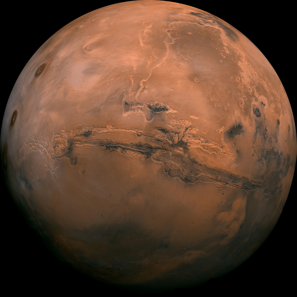 <p>Bugüne kadar farklı uzay kurumlarının Mars'a yaptığı iniş denemelerinde başarı oranı yüzde 40'ta kalmıştı. NASA'nın farklı araçlarla yaptığı 8 iniş denemesinin 7'si başarılı olmuştu.</p>
<p> </p>