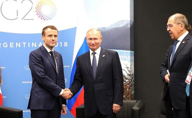 <p>Putin ve Fransa Cumhurbaşkanı Macron görüşmesi</p>