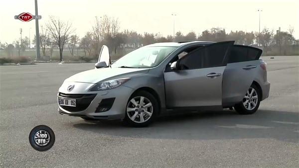 <p>Yüzde Yüz Oto programında bu defa Mazda 3 marka otomobil yenilendi.</p>
