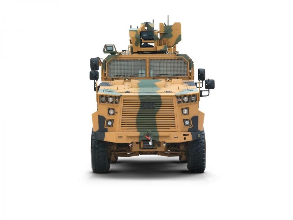 <p>Güvenlik güçlerinin zırhlı kara aracı envanteri yeni araçlarla takviye edildi.</p>

<p>Savunma Sanayii Başkanlığı (SSB), Cumhurbaşkanlığı kabinesinin 100 Günlük İcraat Programı kapsamında taahhüt edilen zırhlı araçların teslimatı için bir dizi çalışma gerçekleştirdi.</p>

<p>"Zırhlı araç teslimatları projeleri kapsamında farklı tiplerde toplam 431 araç teslimatı yapılması" taahhüdü doğrultusunda, SSB koordinasyonunda toplam 440 araç kullanıma sunuldu.</p>

<p>Bu kapsamda, 290'dan fazla Kirpi 2 ve 30'dan fazla Kirpi 2 ambulans ilk kez teslim edildi. Ayrıca Mayına Karşı Korumalı Araç Kirpi 1, zırhlı komuta kontrol araçları, zırhlı kamyonet ve binek araçlar, zırhlı mini ekskavatörlerin teslimatı gerçekleştirildi.</p>
