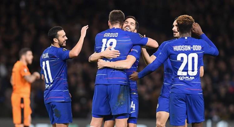 <p>18- CHELSEA: 67.000</p>