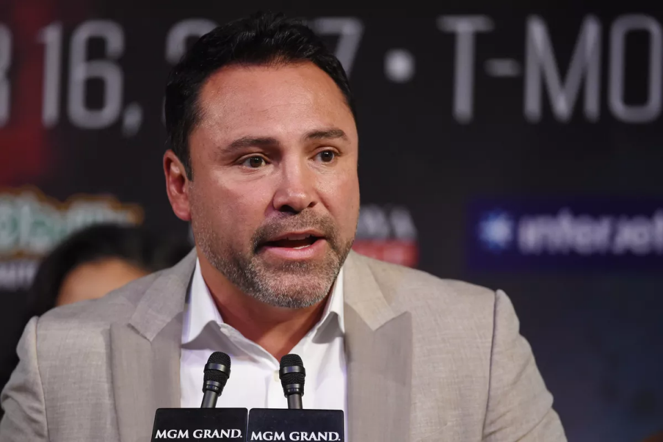 <p>Oscar De La Hoya</p>
<p>Boks </p>
<p>520 milyon dolar</p>
<p> </p>
<p> </p>