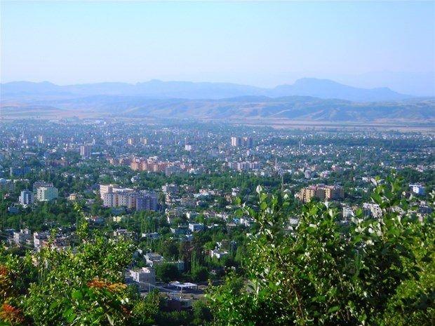 <p>Osmaniye</p>
<p> </p>
<p>GS: % 43</p>
<p> </p>
<p>FB: % 31</p>
<p> </p>
<p>BJK: % 18</p>