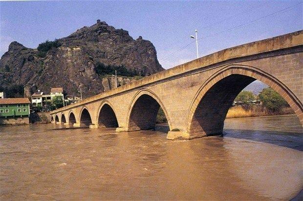 <p>Çorum</p>

<p>FB: % 31<br />
GS: % 20<br />
BJK: % 20</p>
