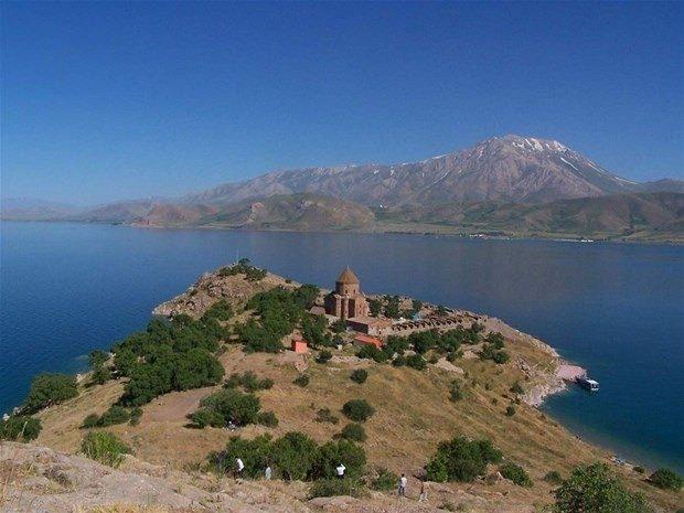 <p>Van</p>
<p> </p>
<p>FB: % 35</p>
<p> </p>
<p>BJK: % 27</p>
<p> </p>
<p>GS: % 31</p>