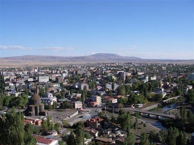 <p>Kars</p>

<p>FB: % 36</p>

<p>GS: % 33</p>

<p>BJK: % 19</p>
