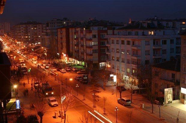 <p>Niğde </p>
<p>GS: % 40</p>
<p>FB: % 34</p>
<p>BJK: % 19</p>