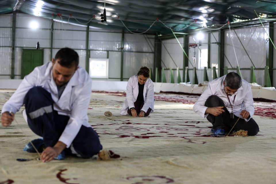 <p> 120 yıl sonunda, yaşanmışlığın arkasında bir miktar aşınmışlık vardı. Bunu restore edebilmek için bulunduğu yerden aktarıldı ve özel bir mekana taşındı."</p>
