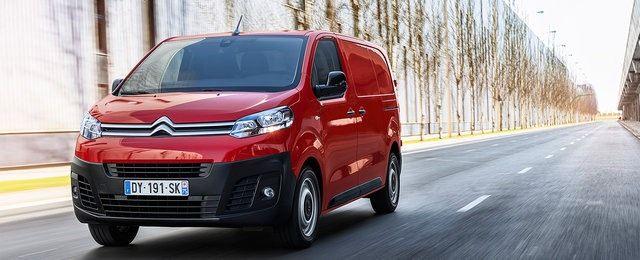 <p>Jumpy Space Tourer’ın fiyatı da ÖTV indirimiyle 148 bin TL olurken hurda teşviki ile birlikte 142 bin 68 TL'ye düşüyor. Jumper Panelvan’ın fiyatı KDV indirimiyle 107 bin TL’den başlarken hurda teşviki ile birlikte 102 bin 977 TL’den başlıyor.</p>
<p> </p>
<ul>
</ul>
<ul>
</ul>