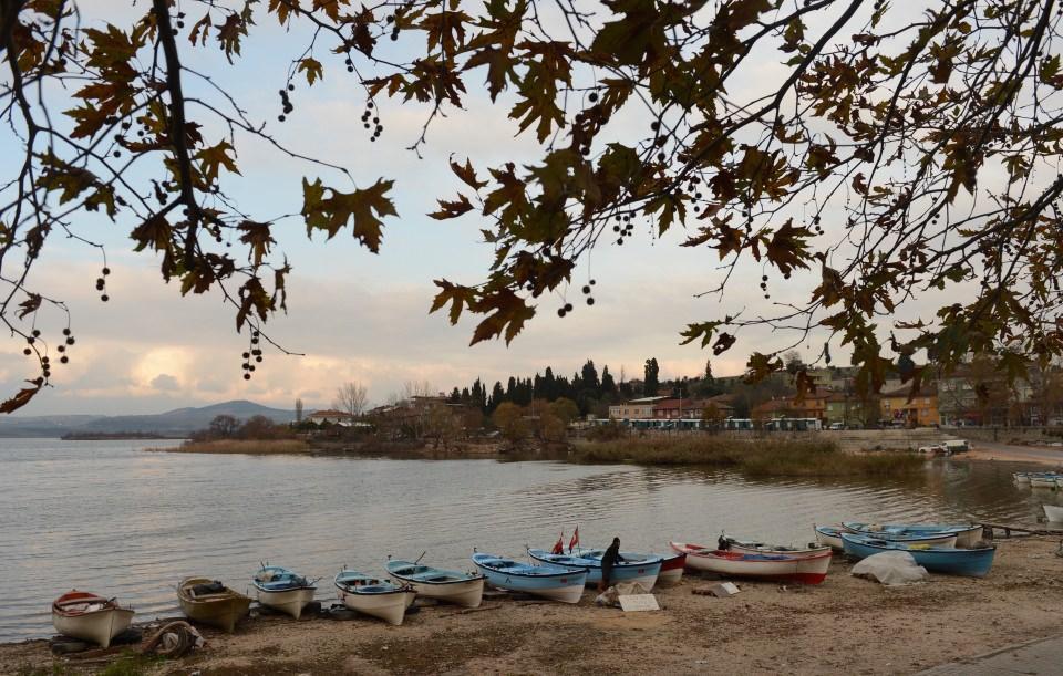 <p>Yılbaşı ve sömestir tatillerinde büyük rağbet gören Uludağ'a gelen tatilciler, kayağın yanı sıra snowboard, kızak ve kar motoruyla karın tadını çıkarıyor.</p>

<p> </p>
