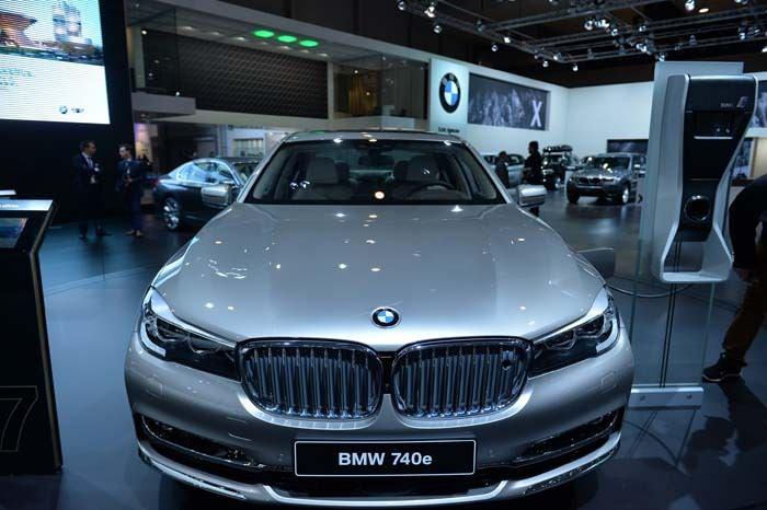 <p><strong>15-BMW</strong><br />
<br />
2018 yılı toplam satış adedi: 12.728 adet</p>