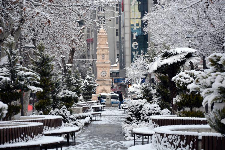 <p>MALATYA</p>
<p>Arapgir, Arguvan, Doğanşehir, Pütürge ve Doğanyol ilçelerinde okullar bugün tatil.</p>