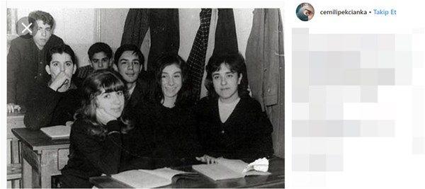 <p>Cemil İpekçi Şişli koleji lise 1 notuyla bu fotoğrafı paylaştı.</p>
<p> </p>