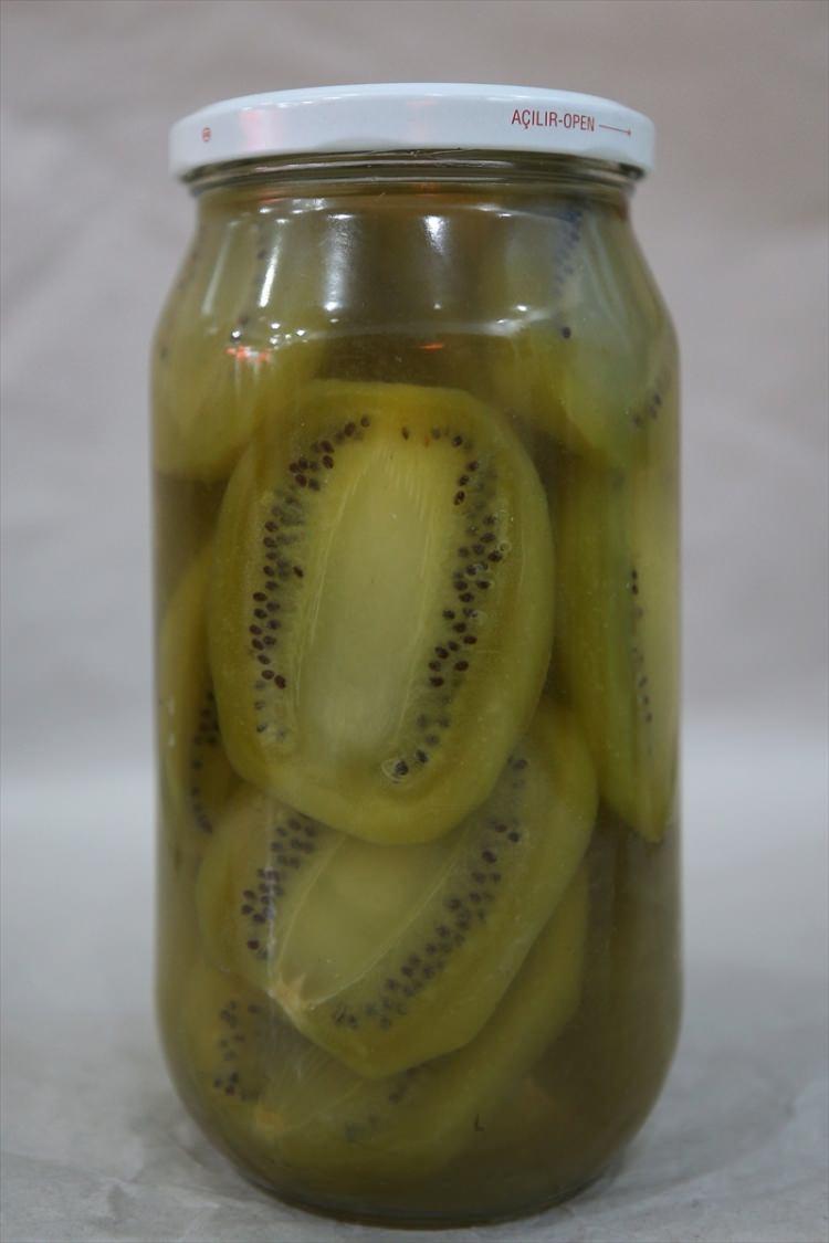 <p>Kayseri'de hastalanan bir arkadaşından devraldığı malzemelerle 45 yıl &ouml;nce turşuculuğa adım atan Bayram Ali Aydoğan, el arabasında başlayan turşuculuğu d&uuml;kkanında s&uuml;rd&uuml;r&uuml;yor.</p>

<p>&nbsp;</p>
