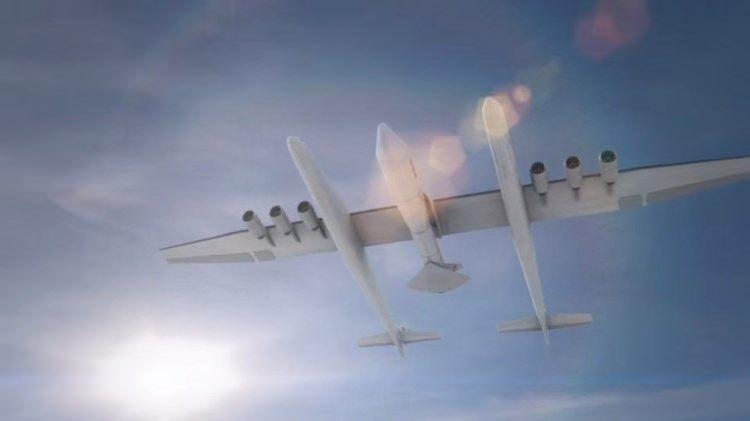 <p>Mohavi Çölü'nde özel bir hangarda üretilen uçak tam 6 jet motoruna sahip.</p>
