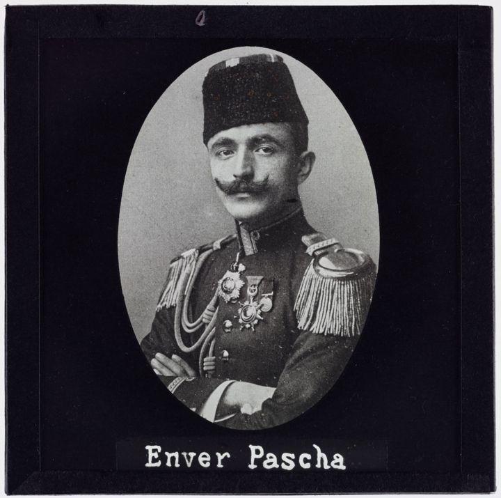 <p>Enver Paşa, 1900.</p>
