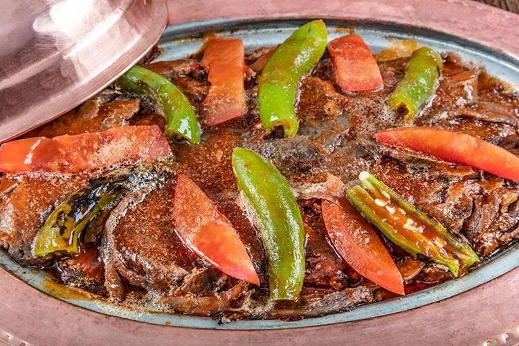 <p>İskender kebap – 5 üzerinden 4,7 yıldız (Bursa)</p>

<p> </p>
