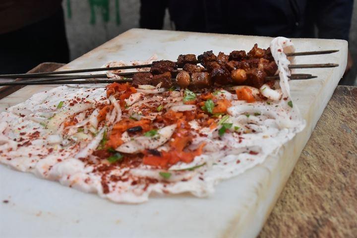 <p>Kentte tescil için başvuru yapılan sayılı ürün arasında yer alan perde ciğeri, hazırlanması zahmetli olması nedeniyle sipariş üzerine yapılıyor.</p>
<p> </p>