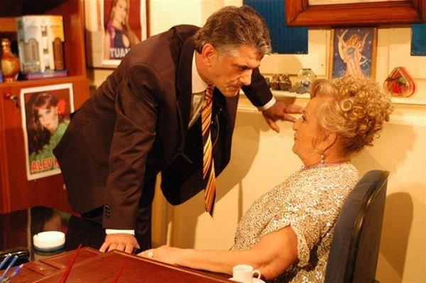 <p>Restoranlarına oğlu Can’ın adını veren Kalav, yaklaşık 10 yıldır İspanya’da yaşıyor. </p>
<p> </p>