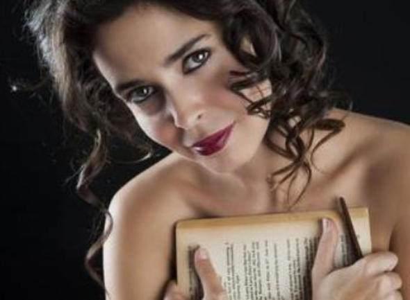 <p>Pelin Batu</p>

<p> </p>
