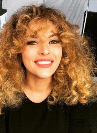 <p>Son olarak Maide Teyze filmiyle izlediğimiz oyuncu Ezgi Mola yakın arkadaşı oyuncu Enis Arıkan tarafından ev haliyle görüntülendi. </p>

<p> </p>
