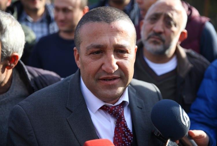 <p>Sundukları dosyada sıkıntılarını dile getirdiklerini, Kabataş'taki Martı Projesi'nden yer istediklerini belirten Akkaya, "Sağ olsun 'Tamam, bakacağım' dedi. Dinledi bizi. Dosyaları okuyacağını ve yardımcı olacağını söyledi." diye konuştu.<br />
</p>