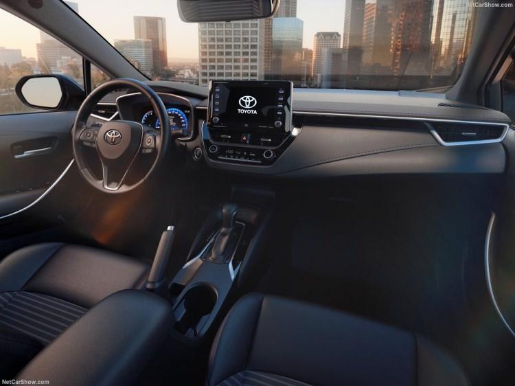 <p><span style="color:#FF8C00"><strong>Yeni Toyota Corolla Sedan'dan fotoğraflar...</strong></span></p>