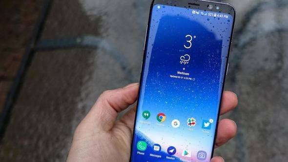 <p>Samsung Galaxy S8 (1 Şubat 2019) </p>

<p>Ekranı: 5.8 inç (1440 x 2960 piksel çözünürlük) </p>

<p>Kamera: 12 MP </p>

<p>Bellek: 4 GB RAM </p>

<p>Pil: 3000 mAh</p>
