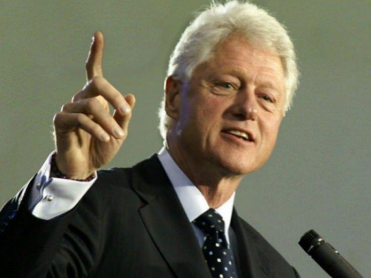 <p>Eski ABD başkanı, Bill Clinton.</p>
<p> </p>