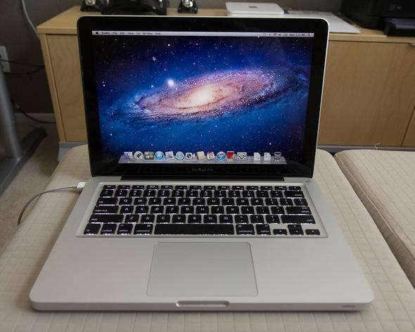 <p>MacBook (13 inç, 2009 Sonu)</p>
