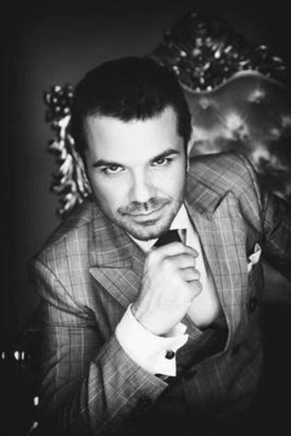 <div>Kenan Doğulu, şimdilerde yaptığı albümlerle satış rekorlarını zorluyor...</div>
<div> </div>